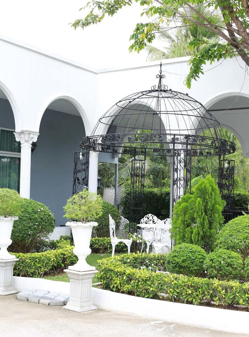 Westgate Residence Hotel - Teras