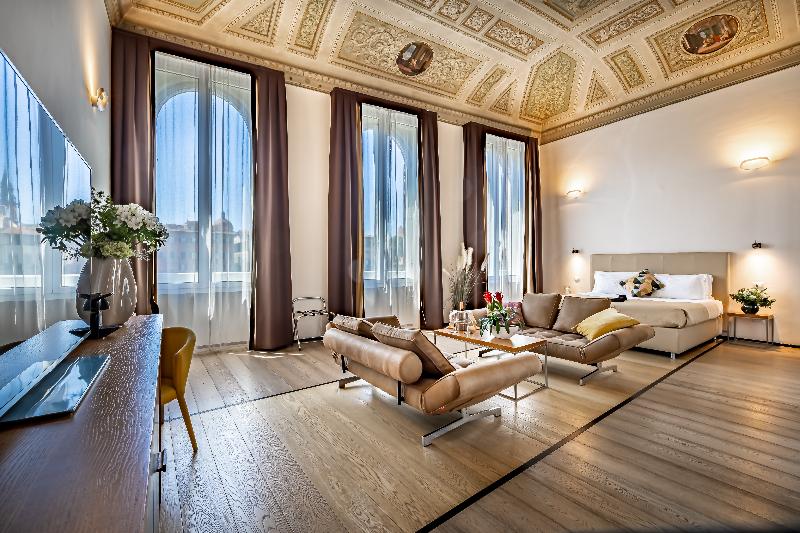 Palazzo Alfieri - Oda
