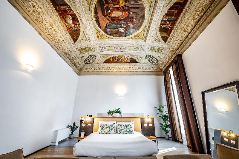 Palazzo Alfieri - Oda
