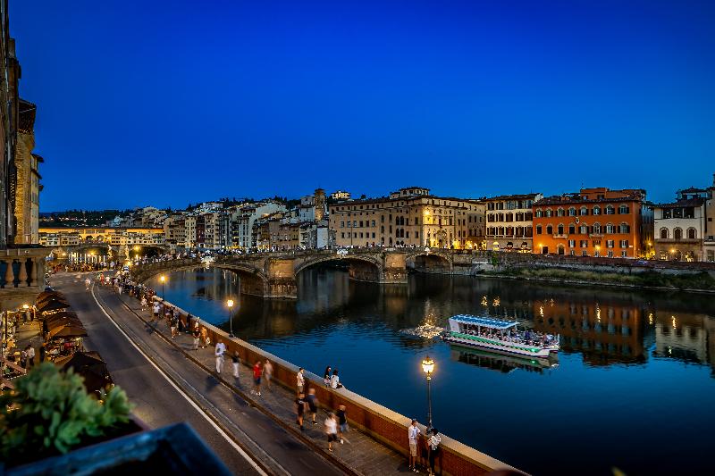 Palazzo Alfieri - Oda