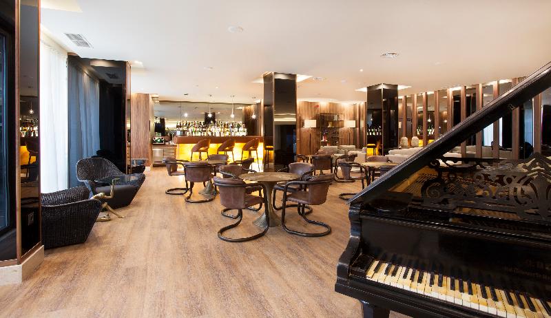 (Madeira) Turim Santa Maria Hotel - Bar