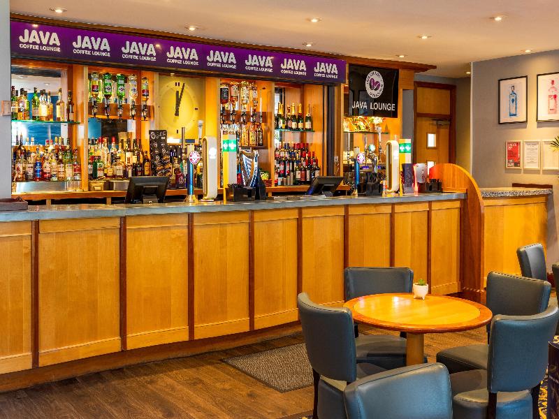 Britannia Leeds Bradford Airport - Bar