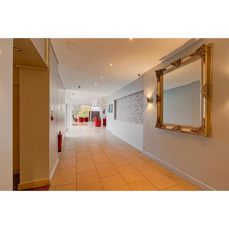 Manchester Airport Stanley Hotel by Belvilla - Lobi