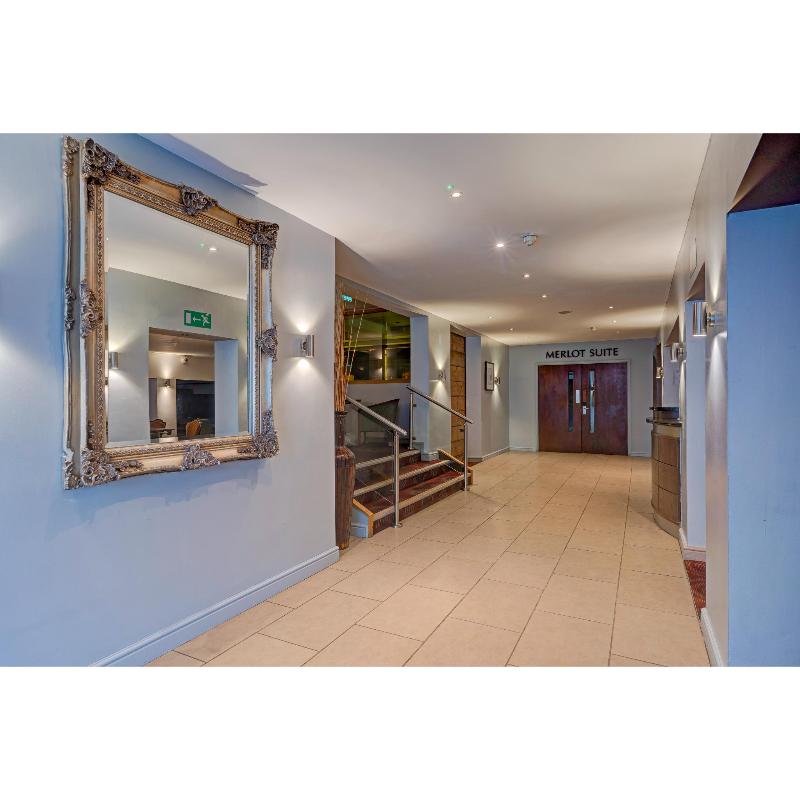 Manchester Airport Stanley Hotel by Belvilla - Lobi