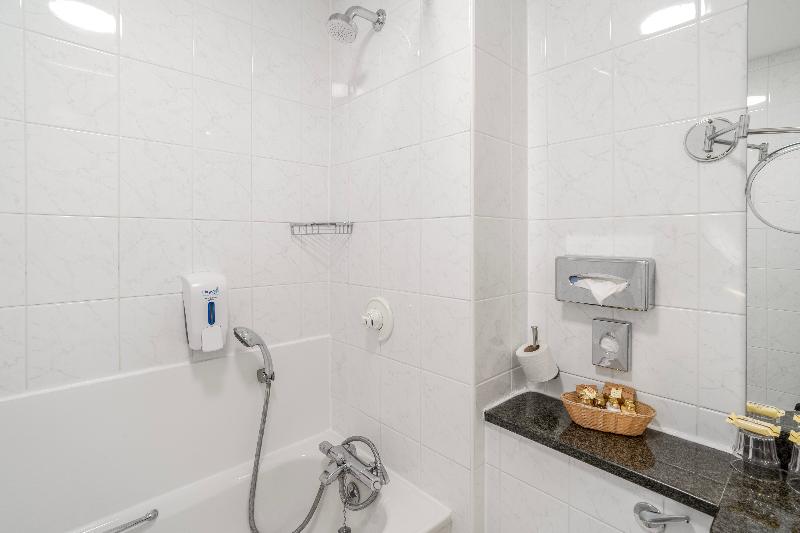 Airport Inn Manchester - Oda
