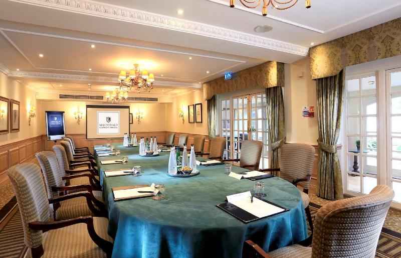 Macdonald Compleat Angler - Toplantı
