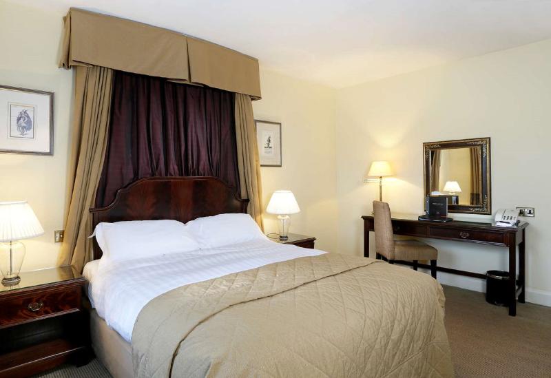 Macdonald Compleat Angler - Oda