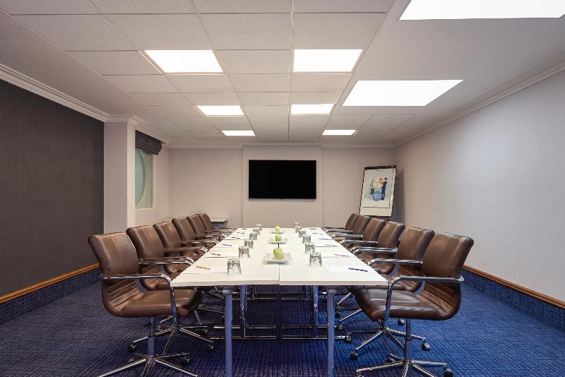Novotel London Stansted Airport - Toplantı