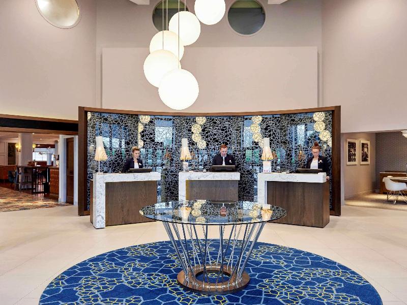 Novotel London Stansted Airport - Genel