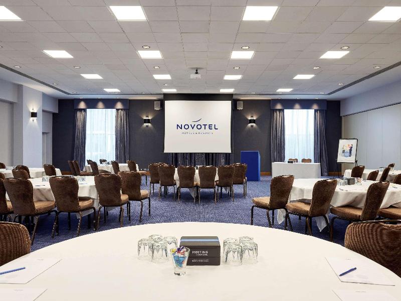 Novotel London Stansted Airport - Genel