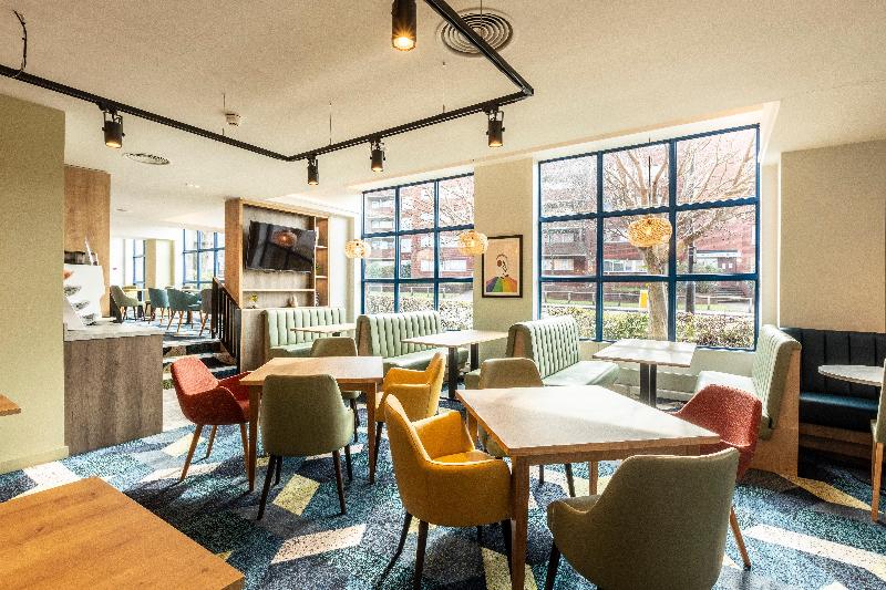 Holiday Inn London - Sutton - Bar
