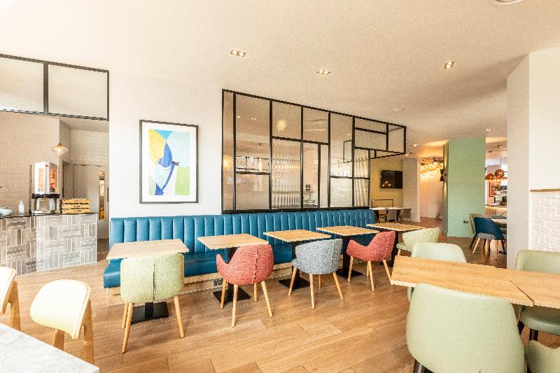 Holiday Inn London - Sutton - Bar