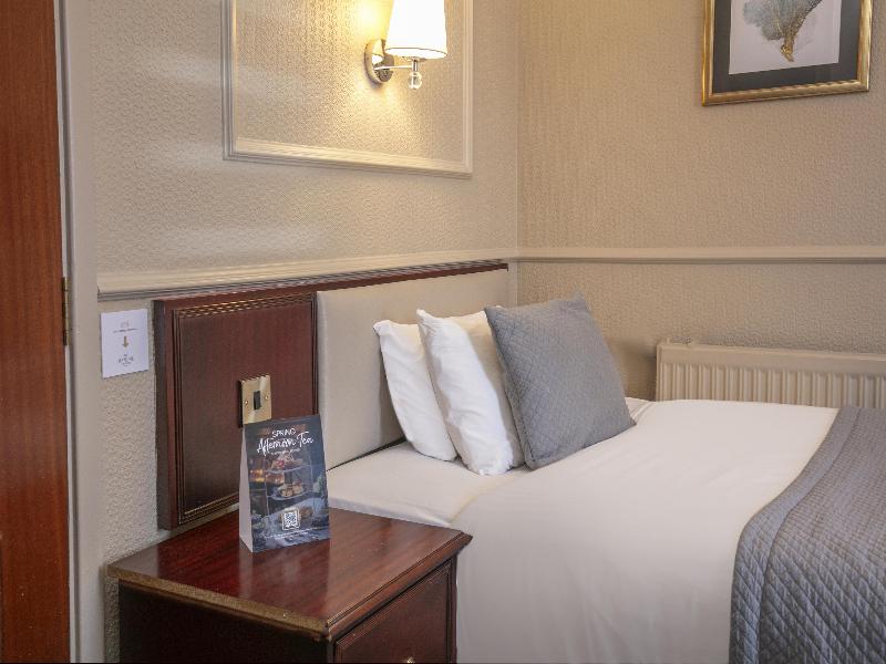 Birmingham North Moor Hall Hotel, BW Premier - Oda