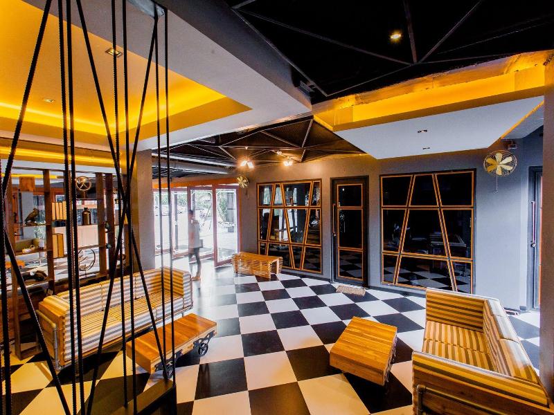 Loftmania BoutiqeHotel - Lobi