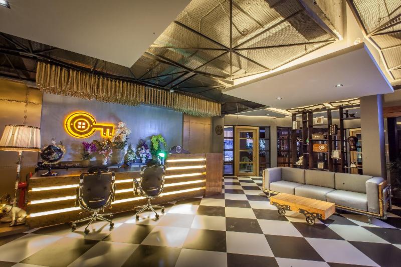 Loftmania BoutiqeHotel - Lobi