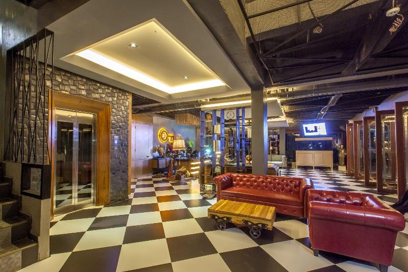 Loftmania BoutiqeHotel - Lobi