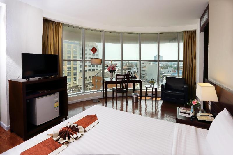 Golden Crown Grand Hotel - Genel