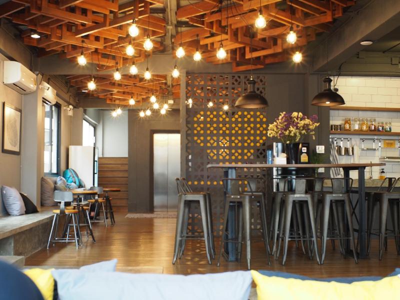 Silom Space Hostel - Lobi