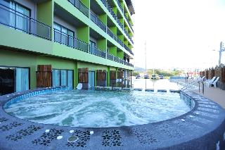 Bullkool Hua Hin otel fotoğrafı