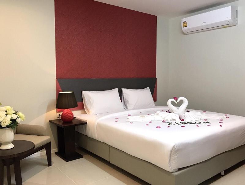 Zircon Hotel - Genel