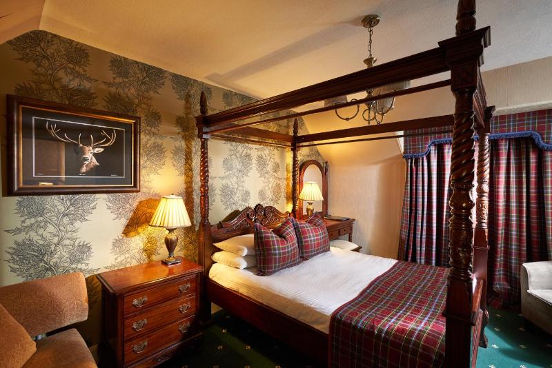 Loch Kinord Hotel - Oda