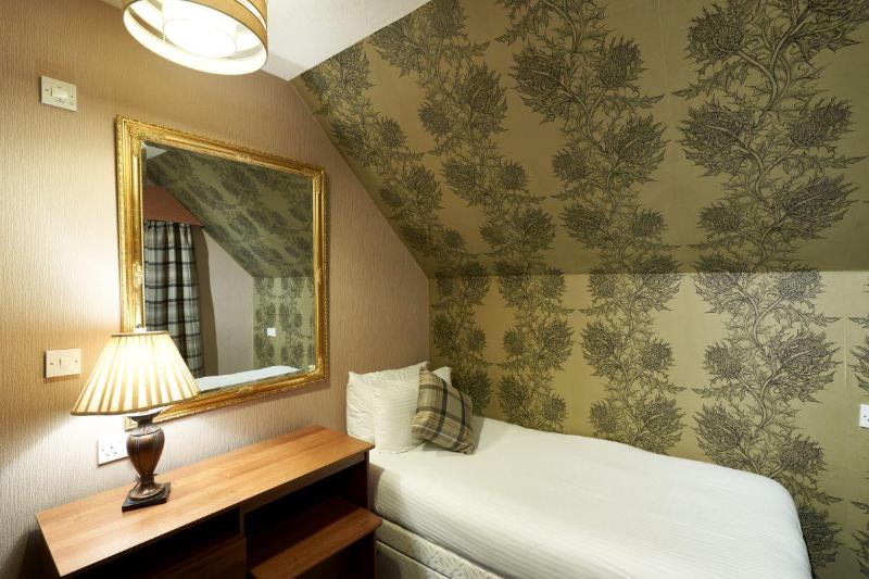 Loch Kinord Hotel - Oda