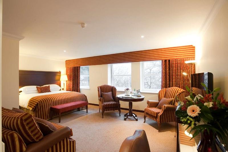 Macdonald Norwood Hall - Oda