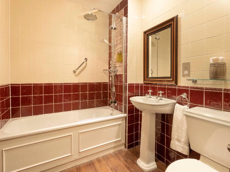 Thainstone House Hotel - Oda