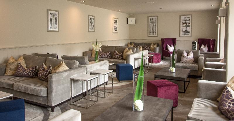 Dunalastair Hotel Suites - Bar