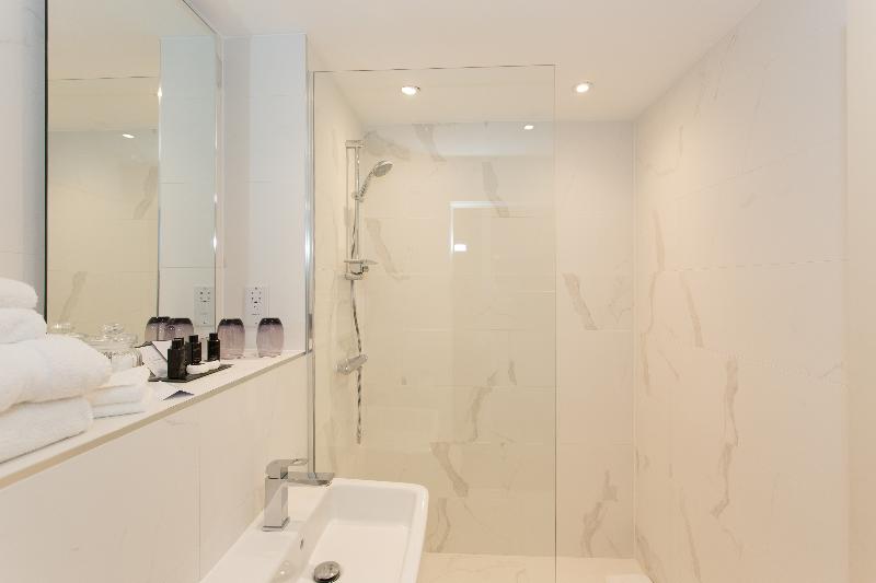 Dunalastair Hotel Suites - Oda
