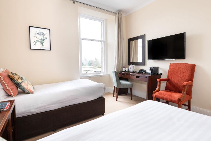 Scotlands Spa Hotel - Oda