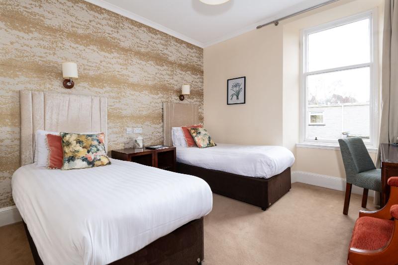 Scotlands Spa Hotel - Oda