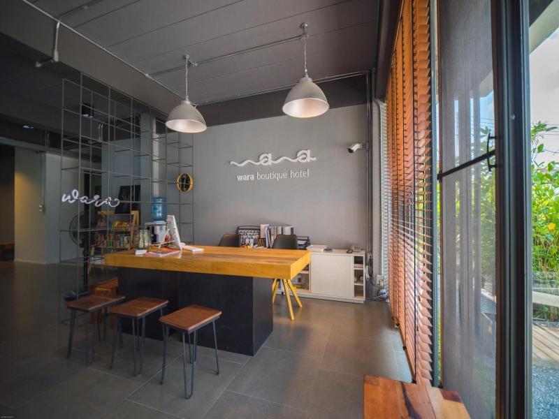 Wara Boutique Hotel - Lobi