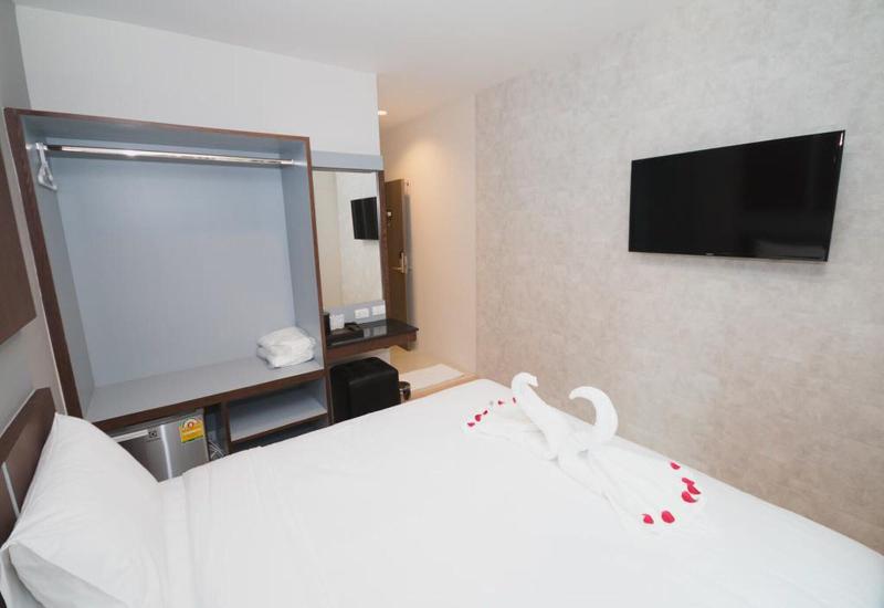 The Y Smart Hotel - Oda