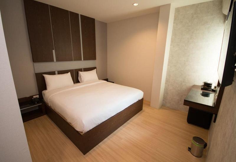 The Y Smart Hotel - Oda