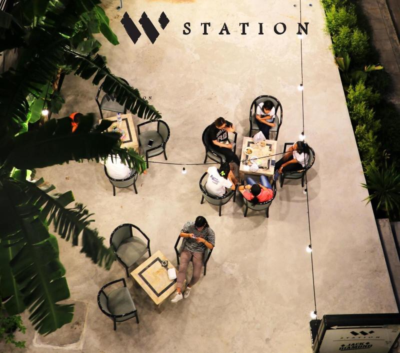 W Station - Genel