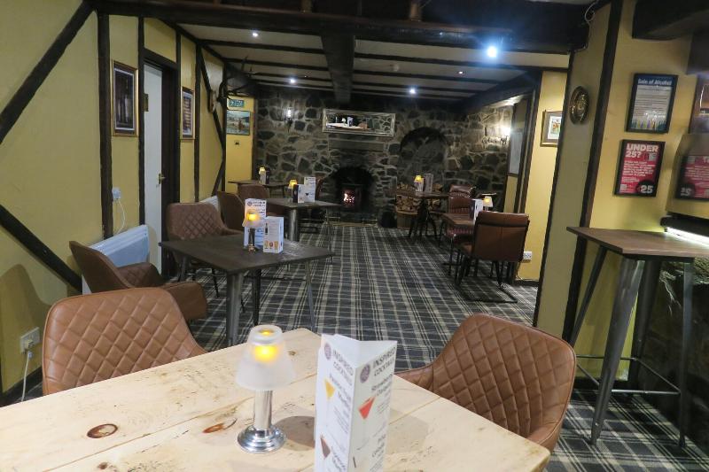 Inn at Lathones - Bar