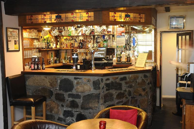 Inn at Lathones - Bar