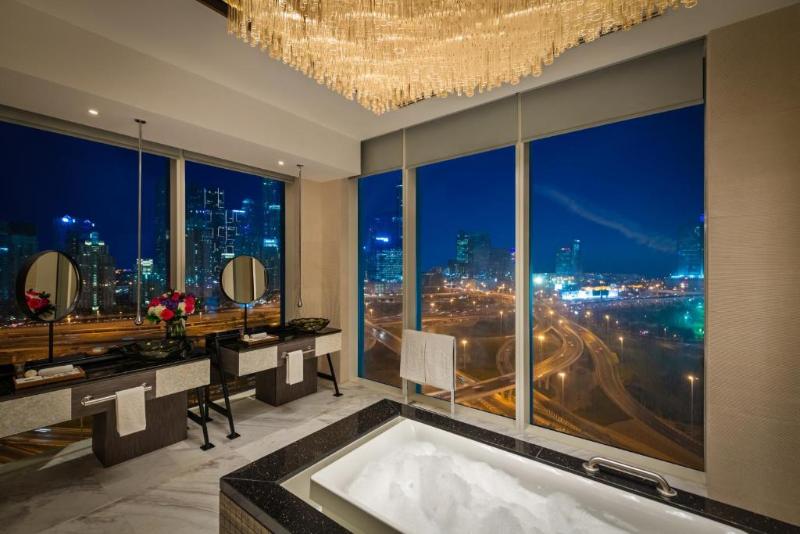 Taj Jumeirah Lakes Towers, Dubai - Oda