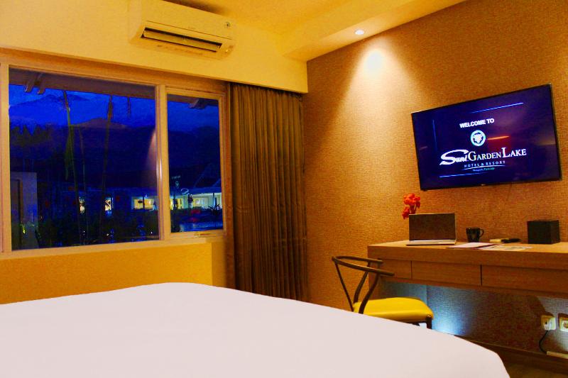 Suni Garden Lake Hotel And Resort - Oda