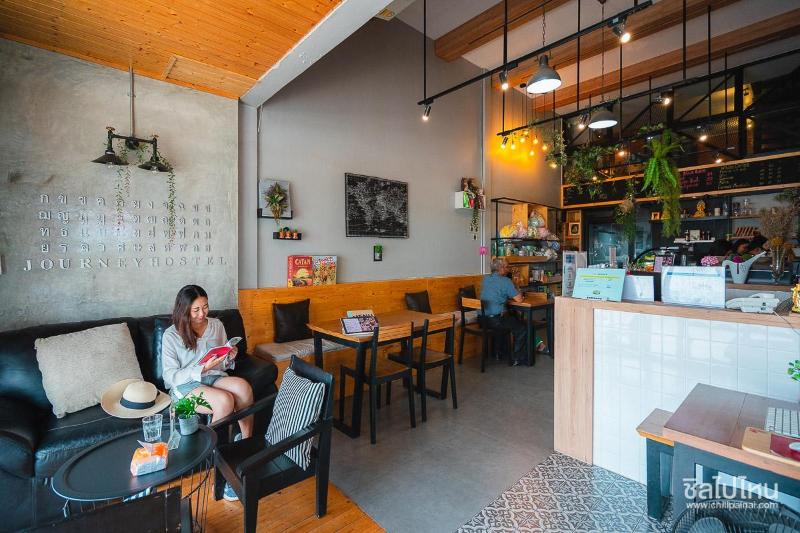 Journey Hostel Surat - Lobi
