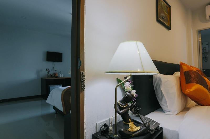Noble Tarntong Boutique Hotel by ZUZU - Oda