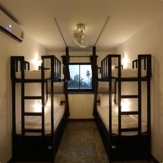 Balcony Party Hostel Ao Nang Beachfront Adult Only fotoÄŸrafÄ±