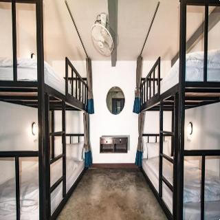 Balcony Party Hostel Ao Nang Beachfront Adult Only fotoÄŸrafÄ±