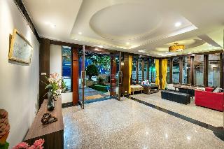 The Jomtien Twelve fotoÄŸrafÄ±
