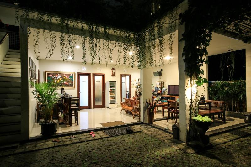 Dewivilla Hotel - Lobi