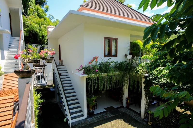 Dewivilla Hotel - Genel