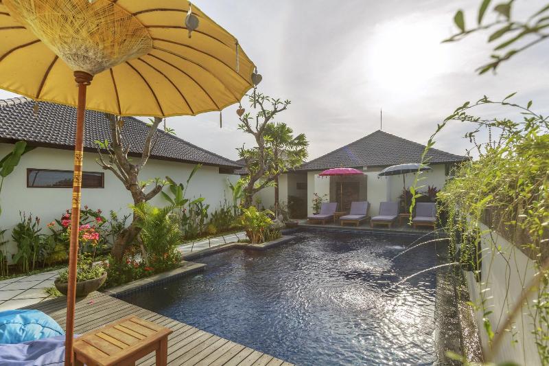 Solo Villas Retreat - Havuz