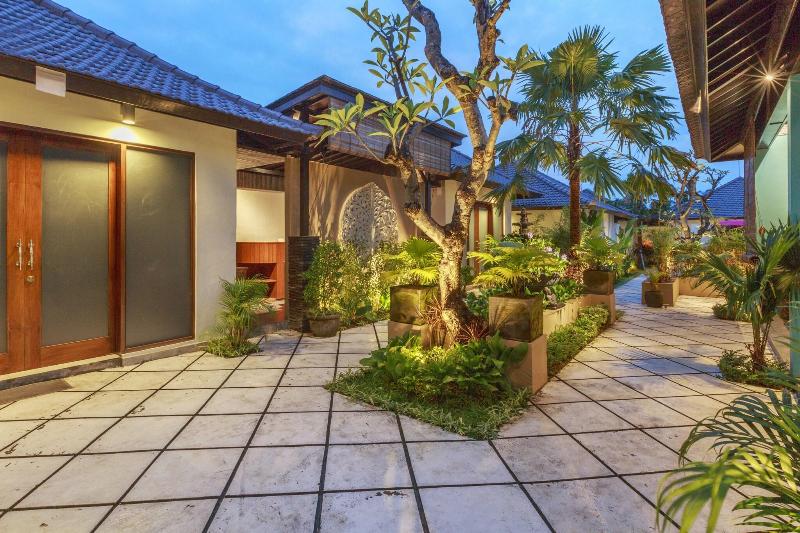 Solo Villas Retreat - Teras