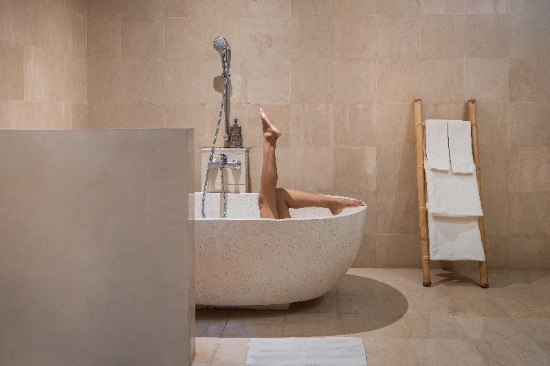 La Berceuse Resort and Villa Nusa Dua by Taritiya - Oda
